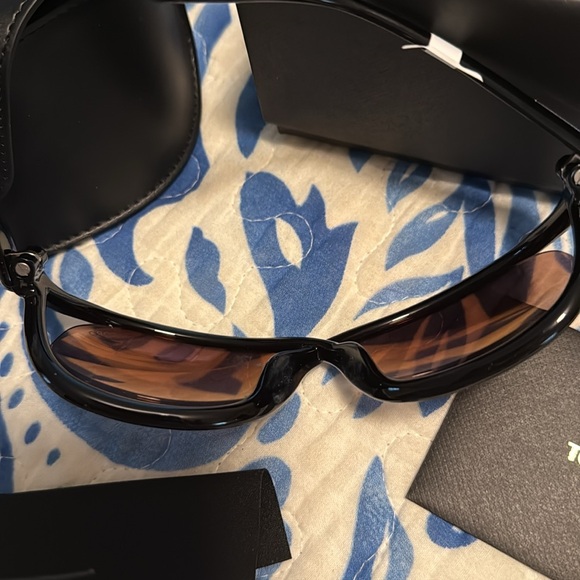 Tom Ford Dark Brown Sunglasses with Case main image 10